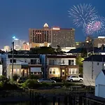Perfect 5 Star - Chelsea Harbor House