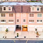 Perfect 5 Star - Chelsea Harbor House
